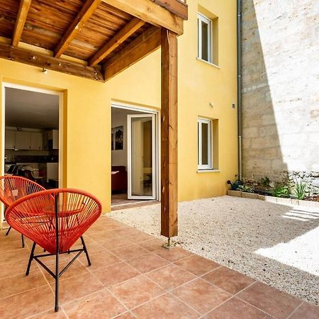 Joli Appartement Avec Jardin / Vieux-Lormont Eksteriør bilde